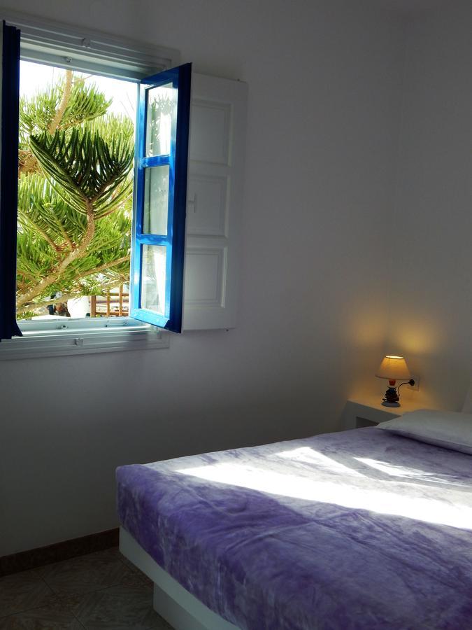 Evgenia Rooms And Apartments Folégandros Exteriér fotografie