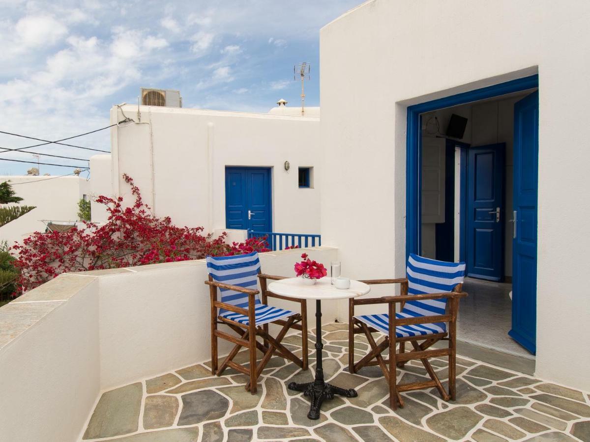 Evgenia Rooms And Apartments Folégandros Exteriér fotografie