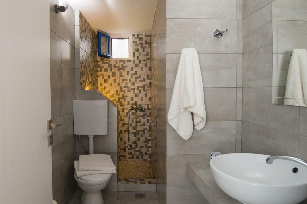Evgenia Rooms And Apartments Folégandros Exteriér fotografie
